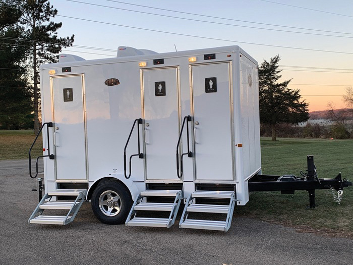 Luxury Restroom Trailer - View 1